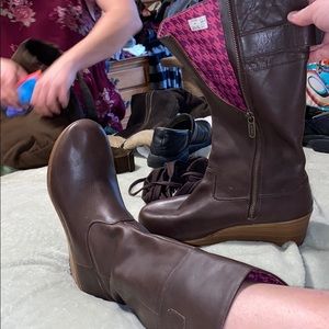 Croc boots